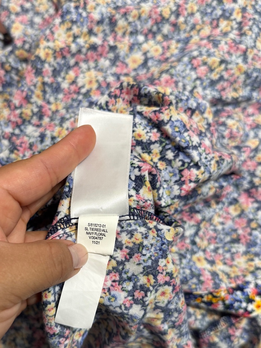 Old Navy Dress Womens Extra Large Tiered Ditsy Floral Smocked Cottagecore - Picture 9 of 14